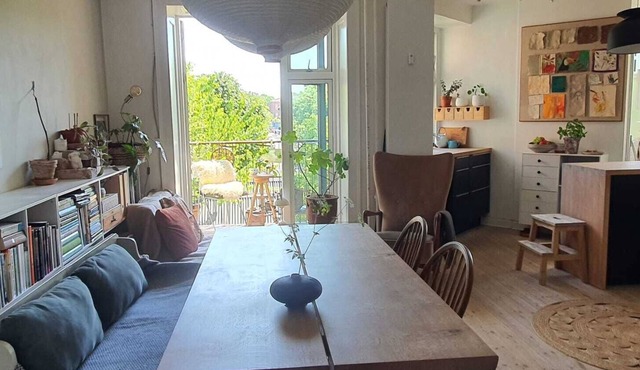 Central Family Apartment in Christianshavn - Close to Metro, Beach and Shopping
