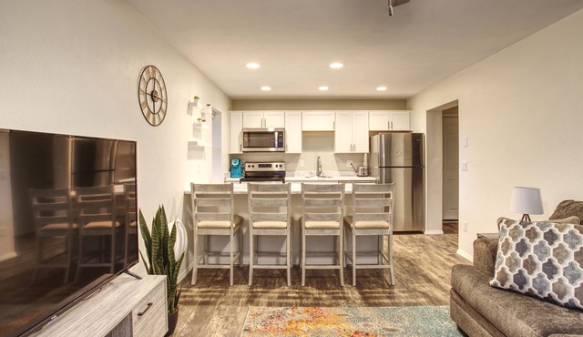 Central FLG,1BR-1BA, Private Entrance, close to downtown, Easy to Snowbowl, NAU