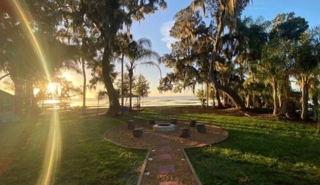 Central Florida lake house in Sunshine State