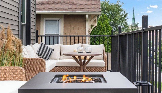 Central Fort Wayne Apartment | Triplex Residence