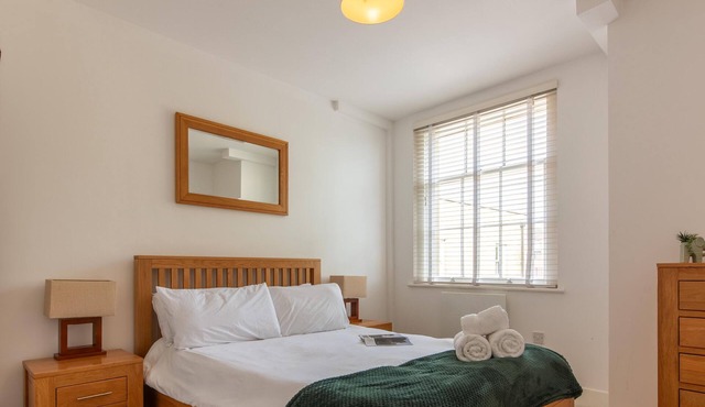 Central | Free Secure Parking | Relocating Families