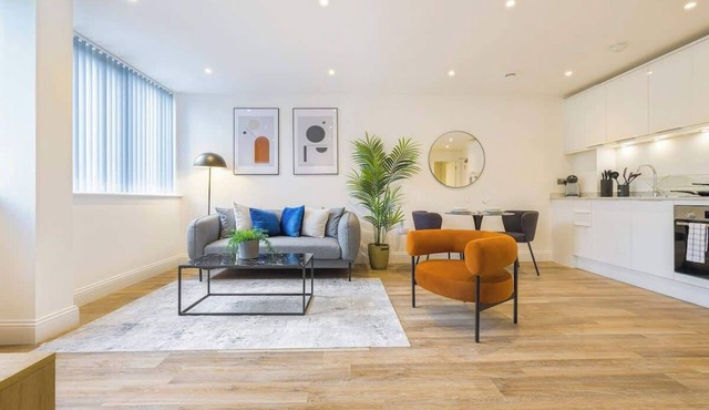 Central Gravesend 1BR | Kitchen +Wi-Fi | Sleeps 2