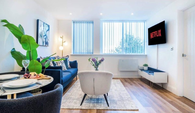 Central Gravesend 1BR | Kitchen +Wi-Fi | Sleeps 2