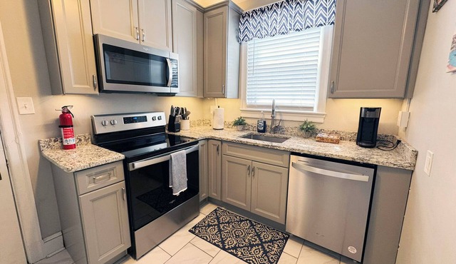 Central Haven, 2 mins from Downtown, 2bd/1bt