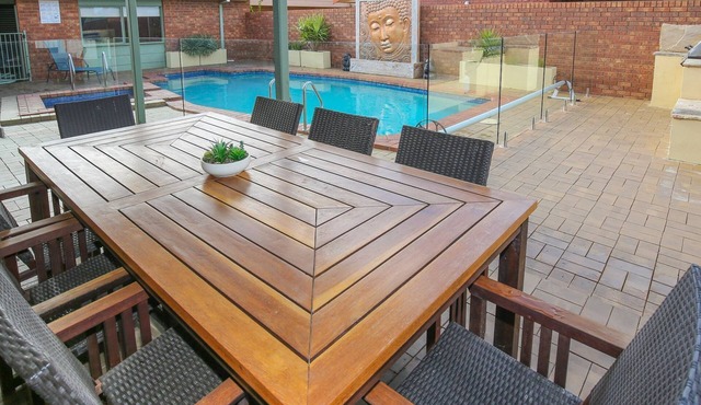 Central Haven - Pool & Resort facilities