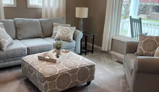 Central HousenHome Away From Home!