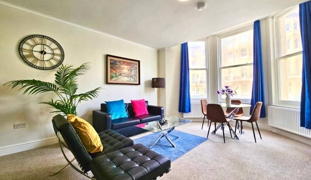 Central Hove 2 Bedroom Flat BN310FIR02