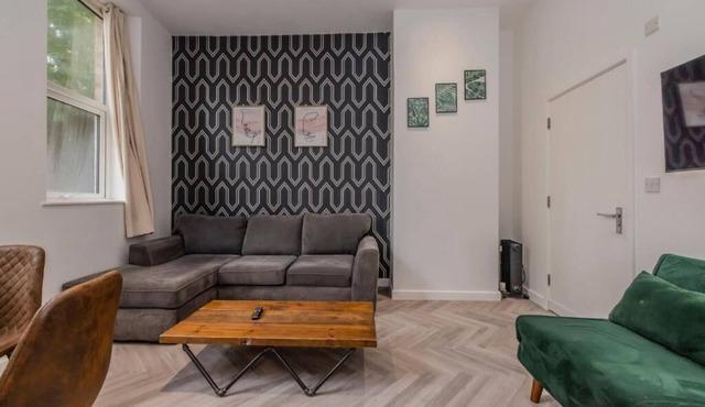 Central Hove 1 Bedroom BN32OSM08