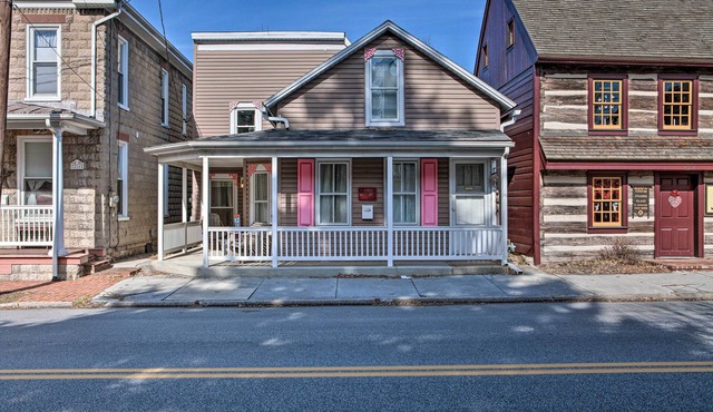 Central Hummelstown Apt: 4 Miles to Hershey Park!