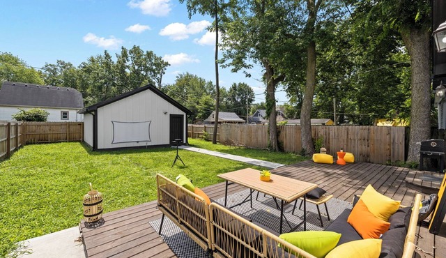 Central Indy 5BD - Pingpong - Outdoor Movie - BBQ