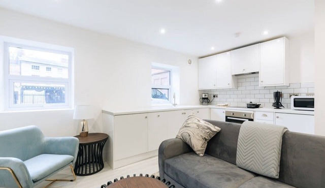 Central Ipswich Modern Budget 1 Bed Aaprtment