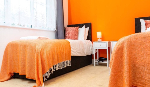 Central Ipswich Stay for 4 – Budget-Friendly & Convenient