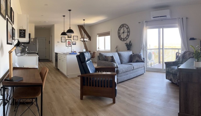 Central Island location close to Confederation Trail, golf and many attractions.