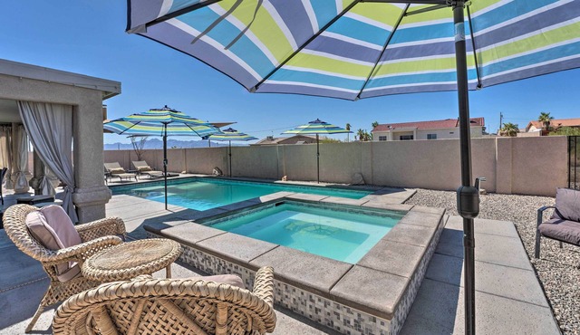 Central Lake Havasu City House: Grill & EV Charger