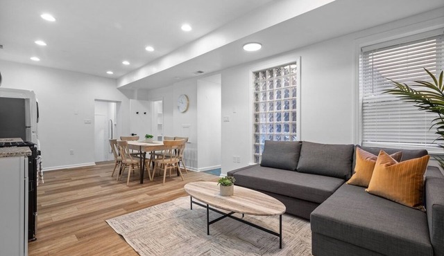 Central/Lawrenceville @1B Spacious 2BD w/Prkg