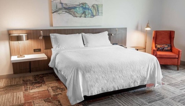 Central Little Rock/NLR Base: Pet-Friendly Unit | Indoor Pool