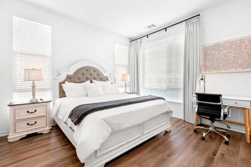 Central Location Master Bedroom w Shared Bathroom