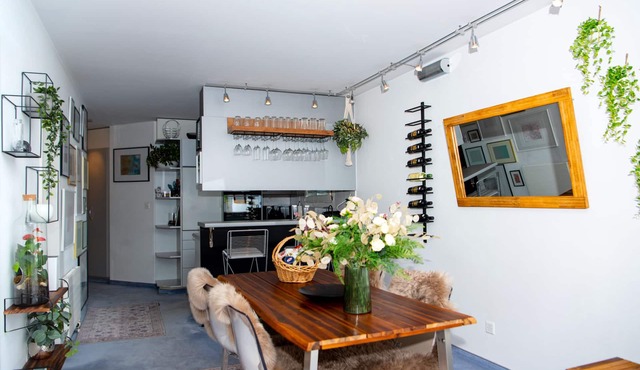 Central location! Modern and secret apartment.