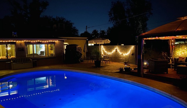 Central location with all the right amenities for the perfect vacation.