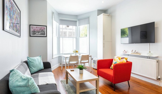 Central London Flat- St John’s Hill Stay