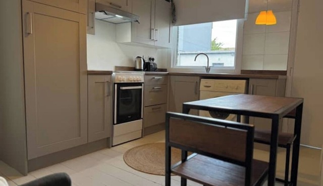 Central London | Near Elephant Pk & London Bridge