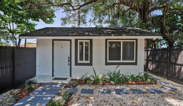 Central Miami Getaway – Stylish Stay Steps from Everything