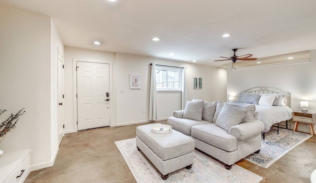 Central & Modern Studio w/Workspace in Owasso!