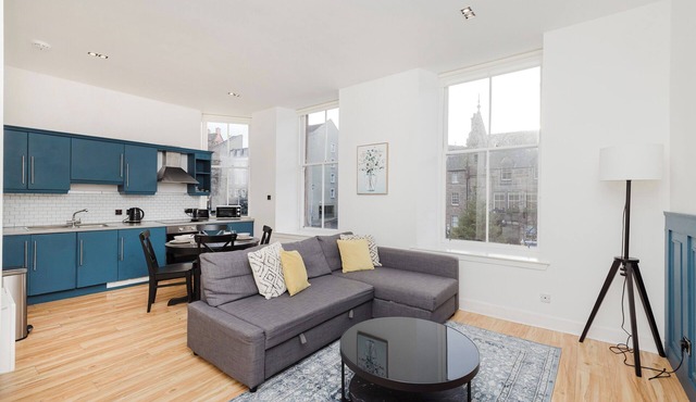 Central Old Town Apt. w/Views of the Grassmarket