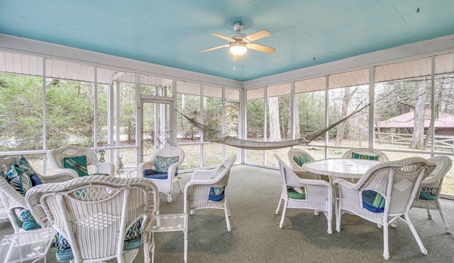 Central & Ornate Sewanee Home w/Screened-In Porch