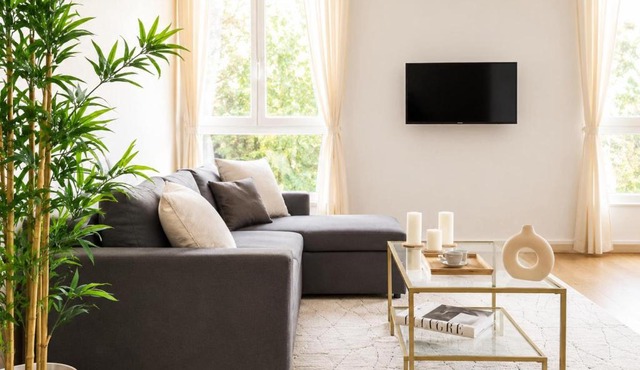 Central Paris - Executive apartment with lift for 8