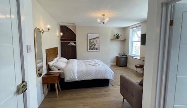 Central Peckham Studio Retreat