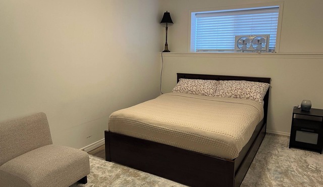 Central Regina - Peaceful & Very Central - A walking distance to everything!