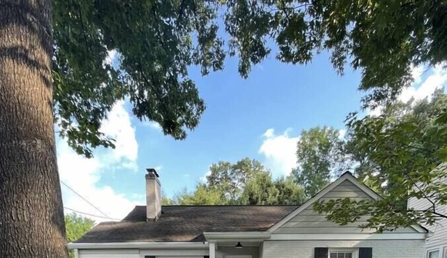 Central Southern Buckhead Home, Pet Friendly