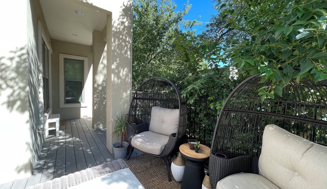 Central Stay for Everything in Austin, Texas. Modern Comfort Meets Local Charm.