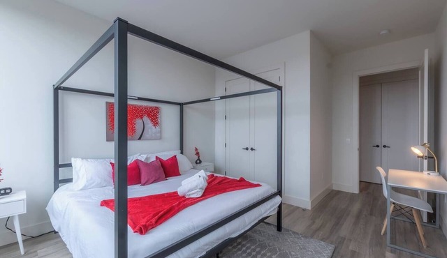 Central Stay in East Orange, Near Airport+Train w/FREE Parking!