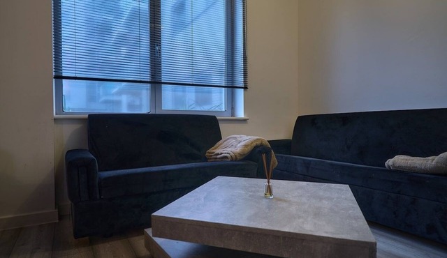 Central Stratford 3-bed | Free Parking & Wi-Fi