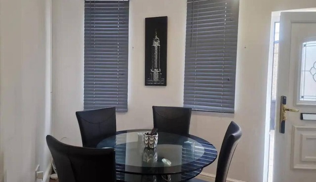 Central Suite, 3 Single Beds