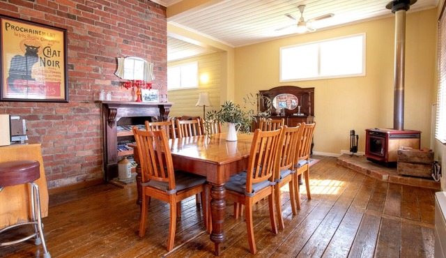 Central - Unique - Great history - Spacious -WI-FI