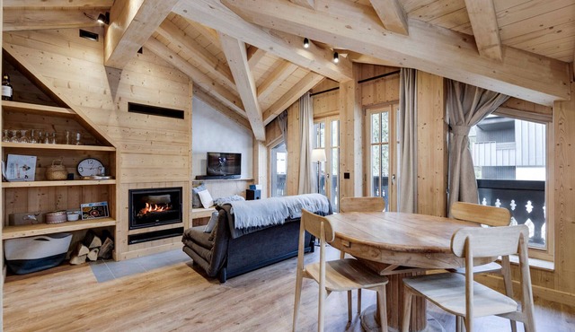 Central Val d'Isère apartment, 4 ppl, 2 ensuite bedrooms
