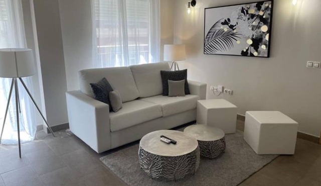 Central Valencia Apartment near Historic Market