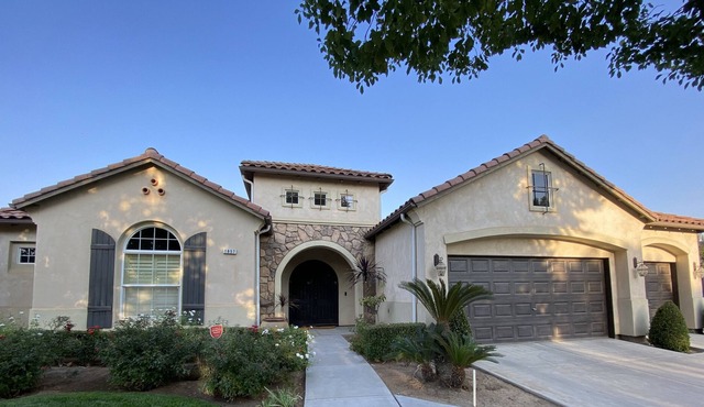 Central Valley Villa located in Clovis, CA
