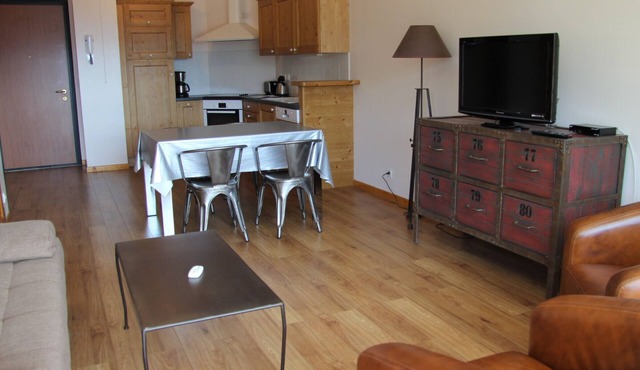 Central Village Apartment with Balcony, Parking, and Ski Locker Near La Clusaz