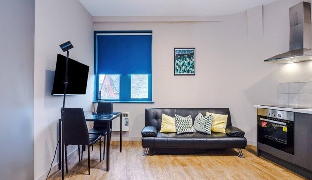 Central Wigan|Free Parking|Business|Leisure