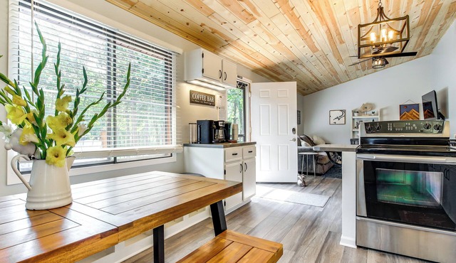 Central Wisconsin Cabin: Golf, Lakes & Trails!