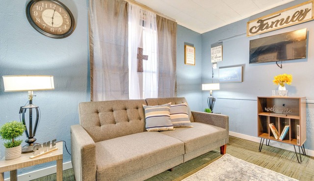 Centrally Located North Little Rock Studio w/Yard