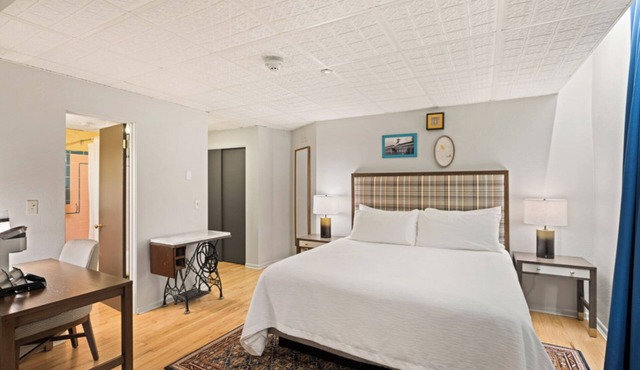 Centrally Located Boutique Stay Near Downtown Sights, Dining & Shopping