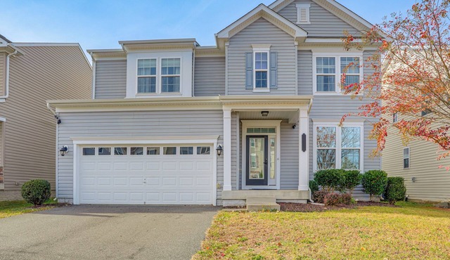 Centrally Located Home in Fredericksburg!