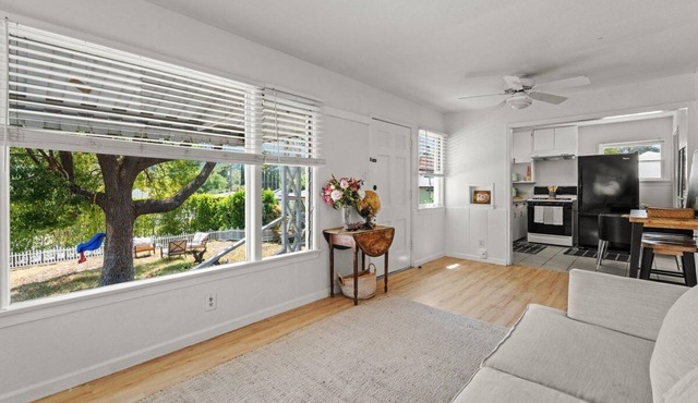 Centrally Located 2-bedroom, 1-bath Cottage with Mountain Views & Private Deck