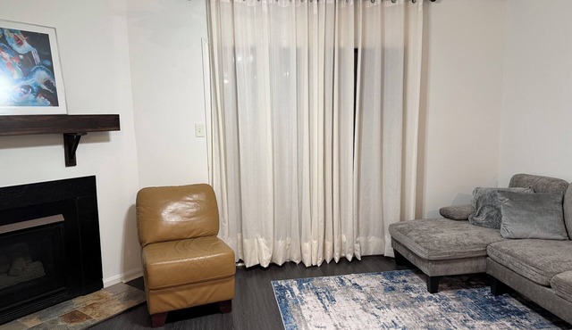 centrally located 2 master suite main level stylish condo