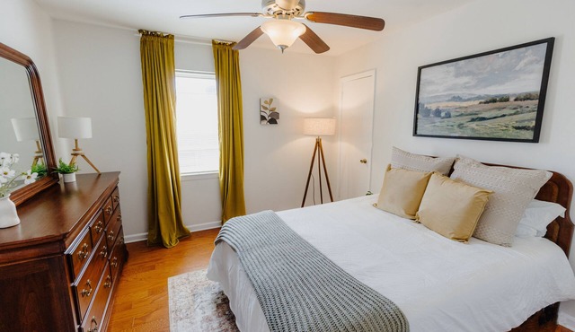 Centrally Located 2BR Overton Square Unit 2 Yes Pets